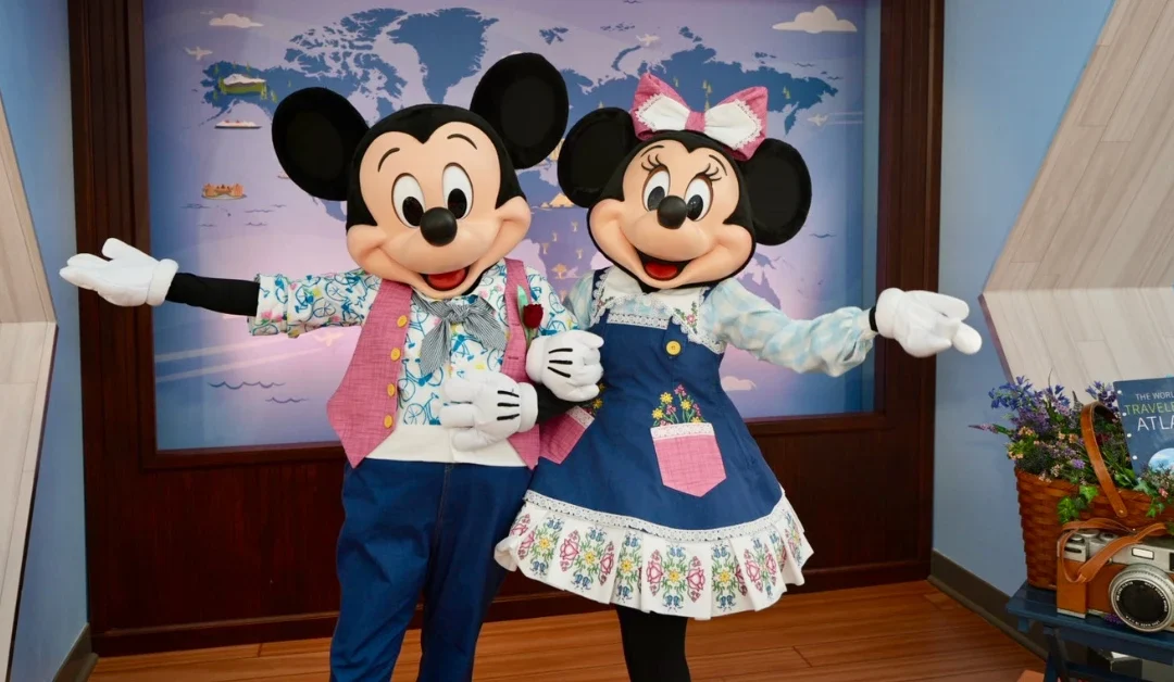 Most EPCOT Guests Walk Right Past This Secret Mickey and Minnie Meet-and-Greet